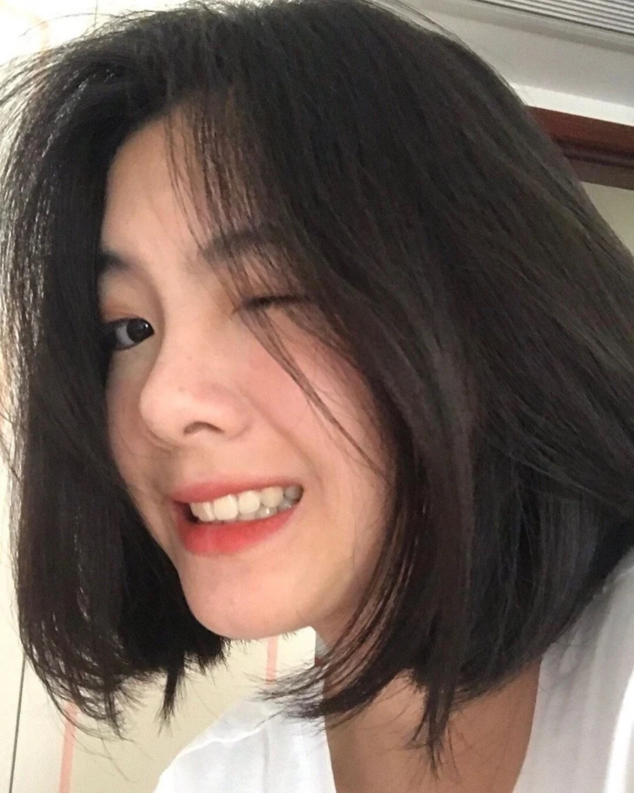 Gái xinh 2k1 luôn thu hút mọi ánh nhìn với vẻ đẹp tự nhiên