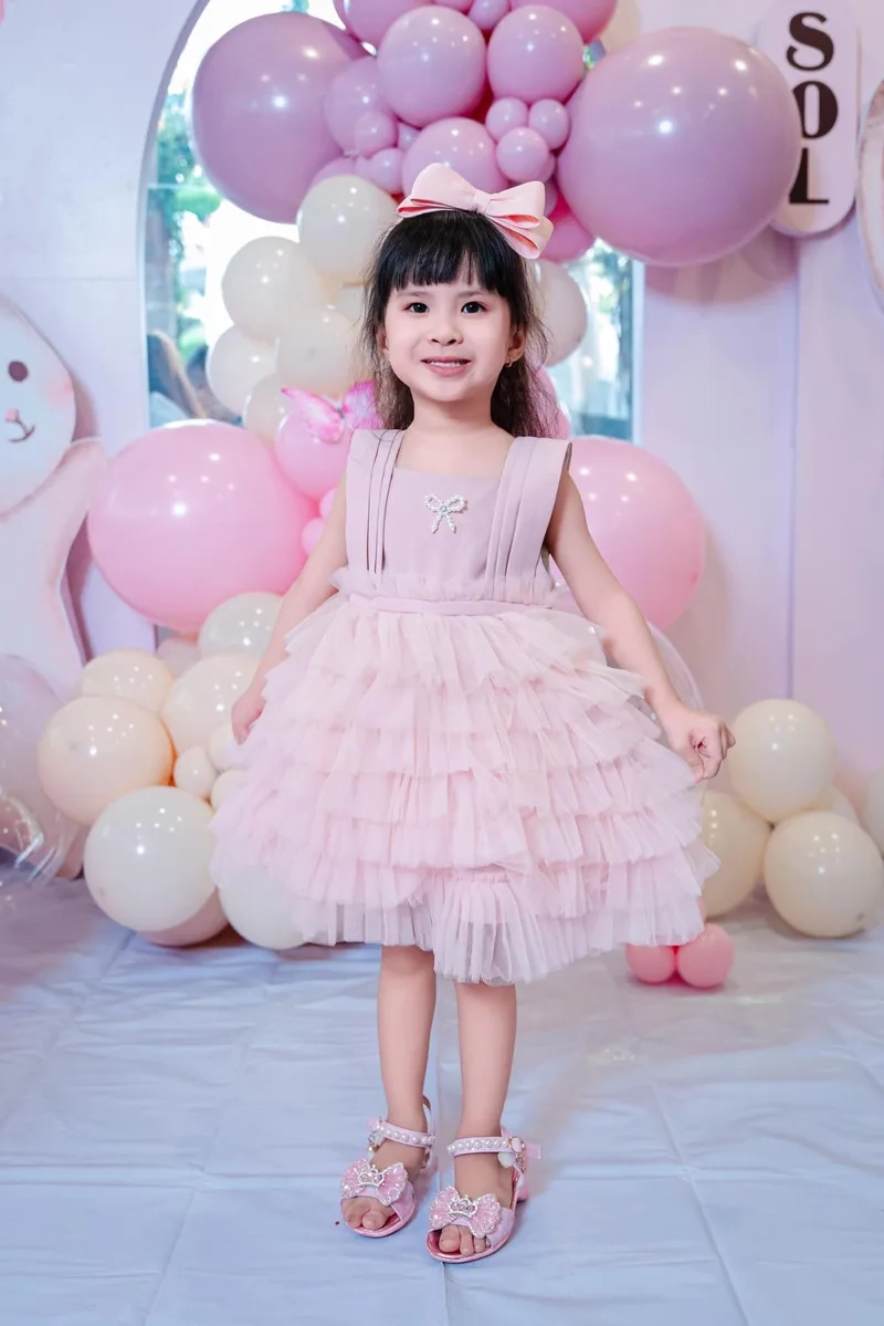 Bé Sol là ai mà được nhiều người quan tâm