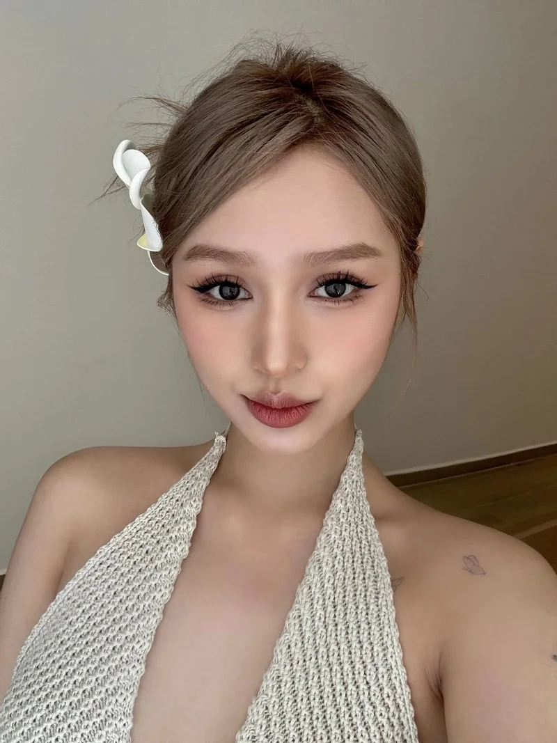Xoài Non makeup bí quyết làm đẹp của hot girl đình đám