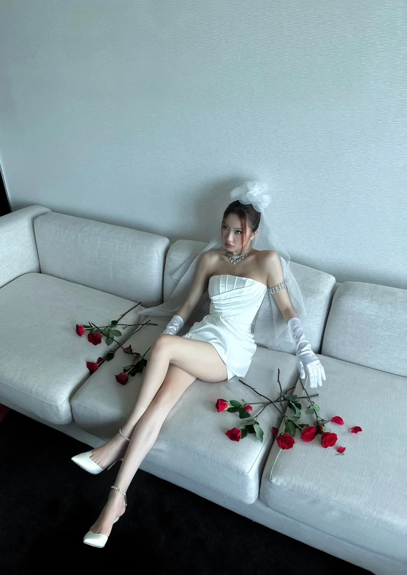 Lê thị khánh huyền ở đâu sinh sống và làm việc