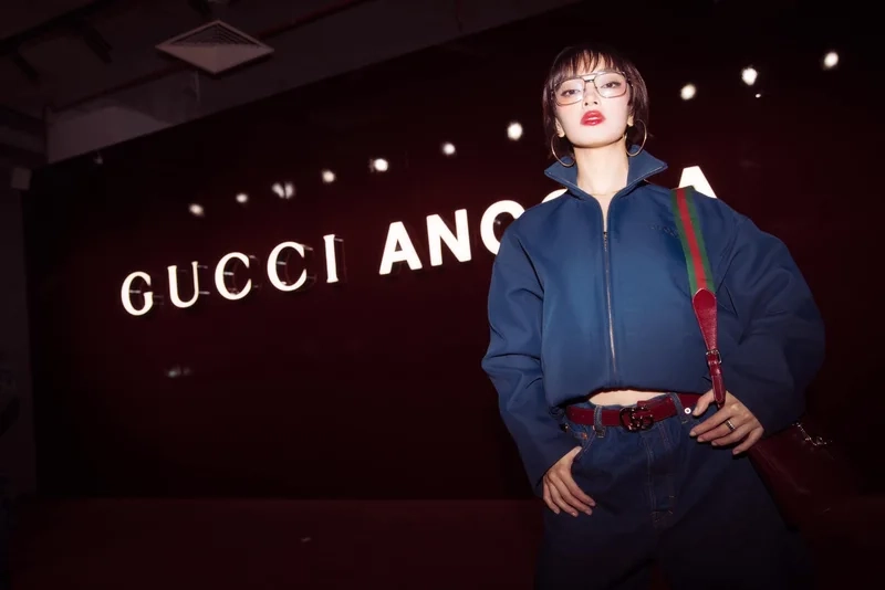 Châu Bùi Gucci thần thái cuốn hút trong những bộ outfit đẳng cấp