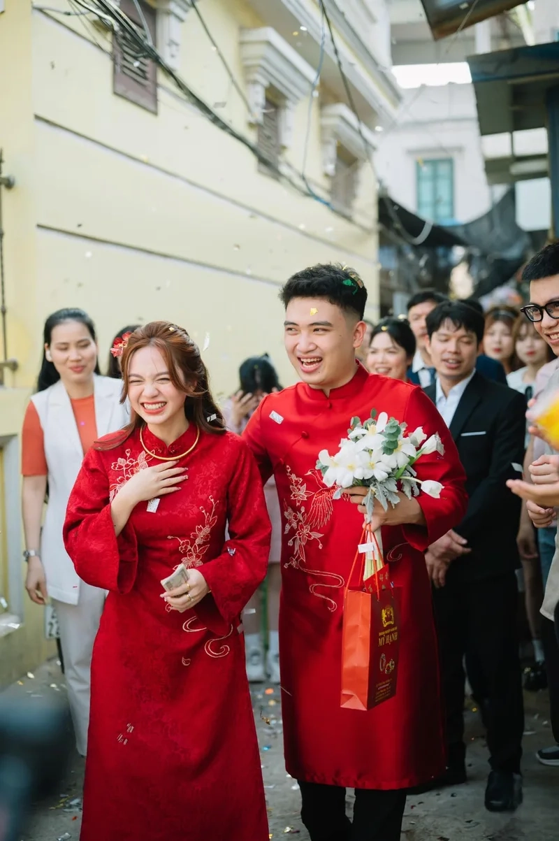 Đặng Thu Hà và người yêu hành trình tình yêu đầy thú vị