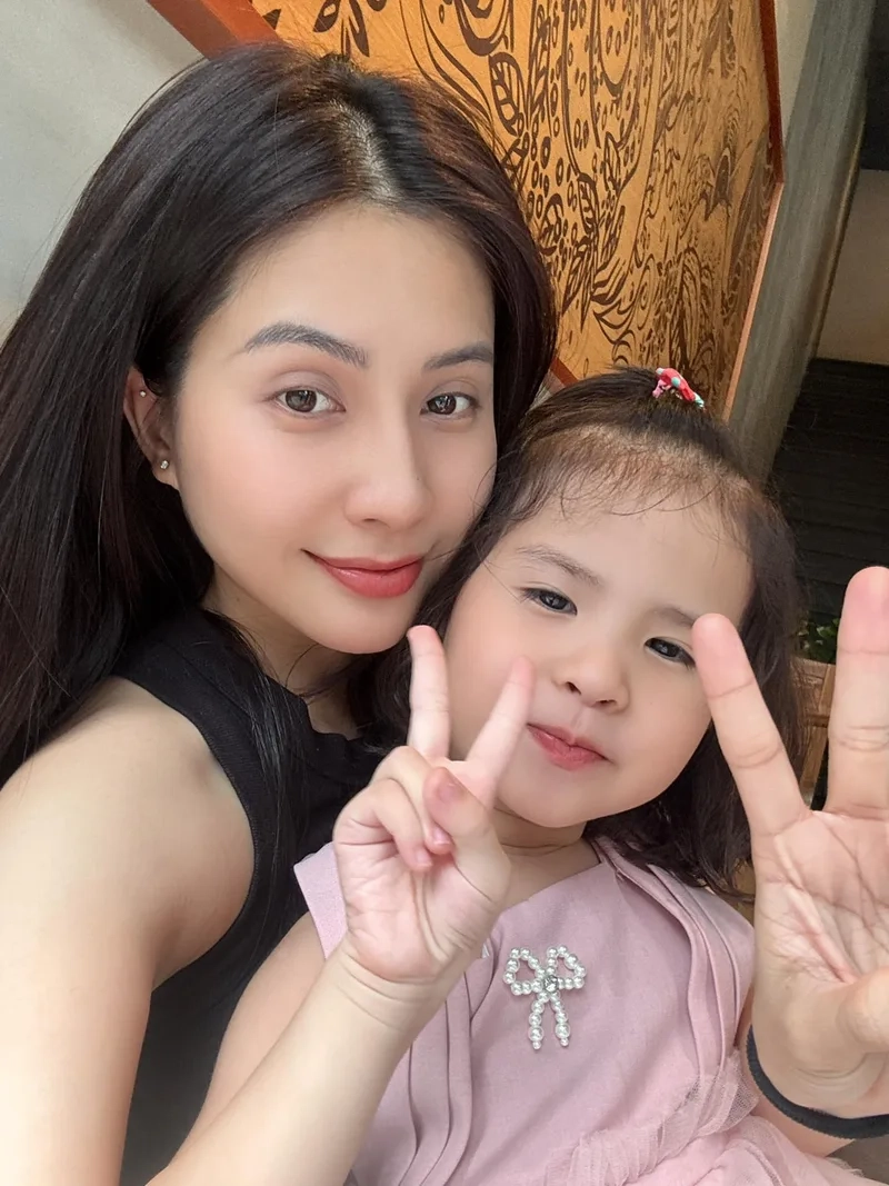 Bé Sol Thiên An càng lớn càng đáng yêu