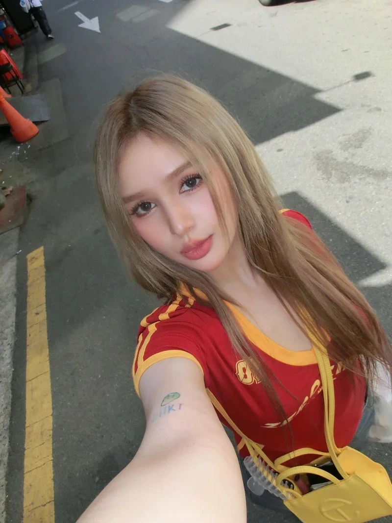 Tiểu sử Xoài Non đầy đủ nhất bạn cần biết