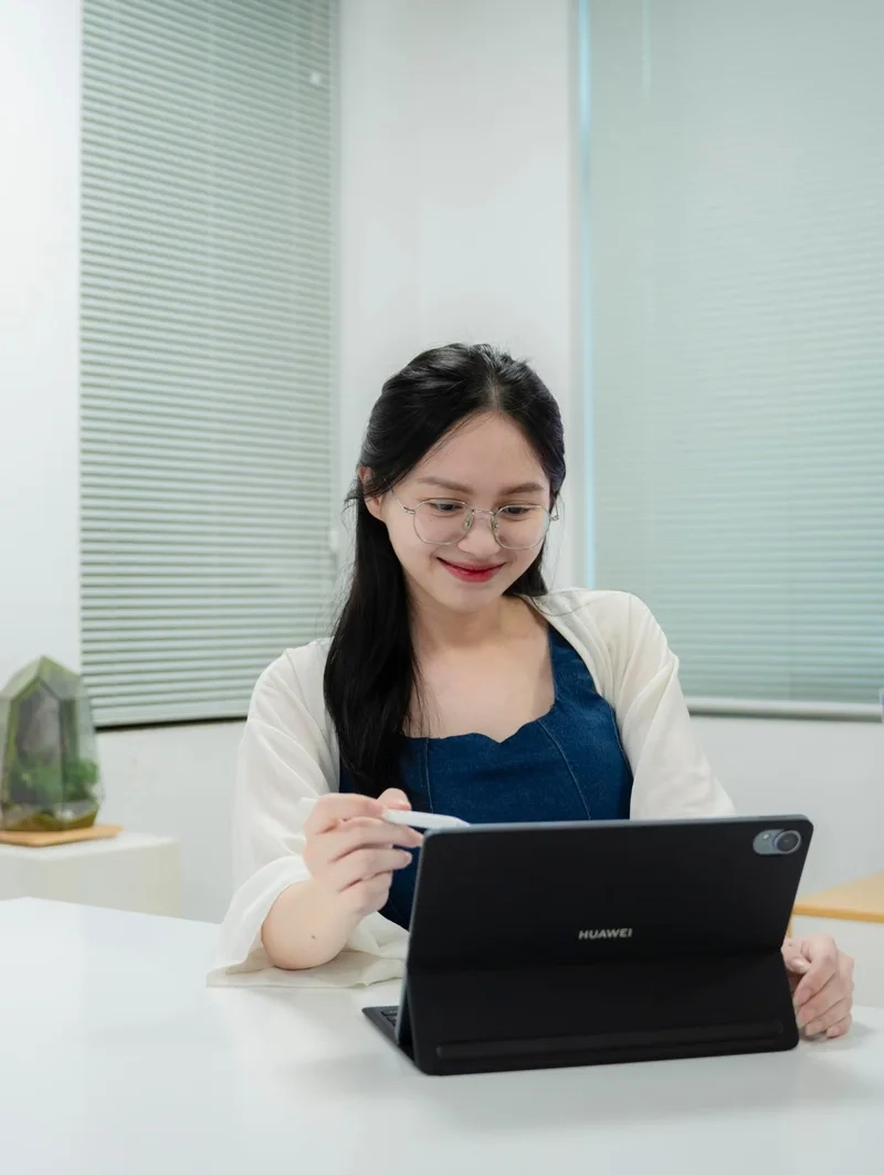 Đặng Thu Hà là ai khám phá tiểu sử và sự nghiệp của cô nàng Gen Z