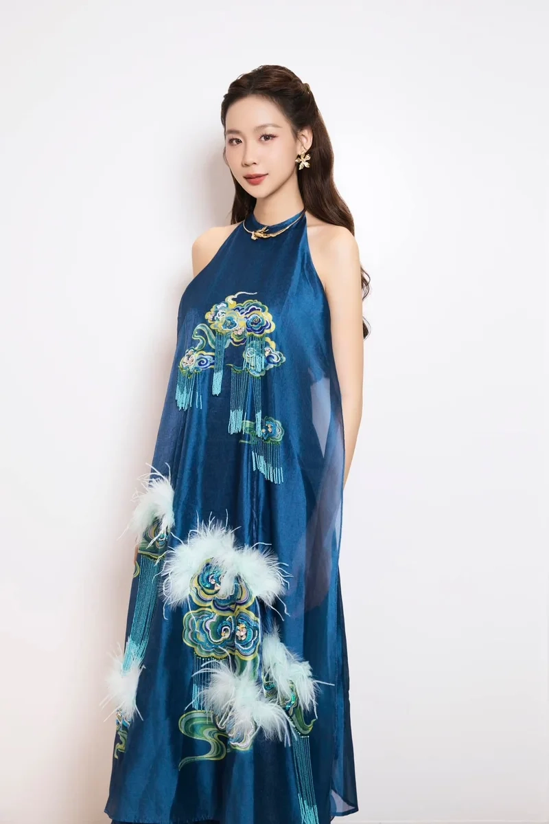 Lê Nguyễn Bảo Ngọc cân nặng bao nhiêu mà giữ được vóc dáng chuẩn