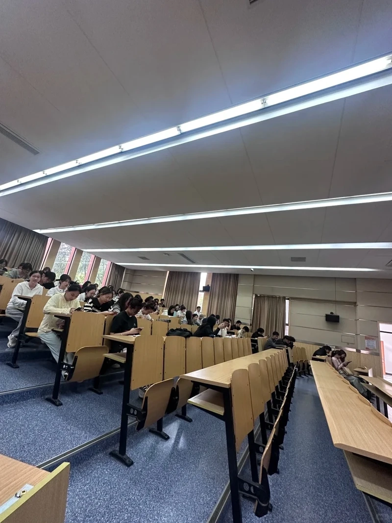 Đừng bỏ qua những điều cần lưu ý khi lên đại học năm đầu