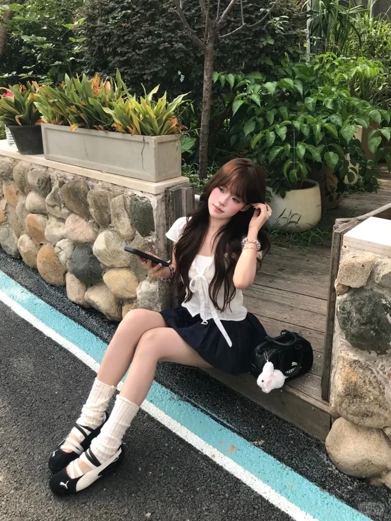 Cá tính riêng thể hiện qua gái mặc váy ngắn phong cách