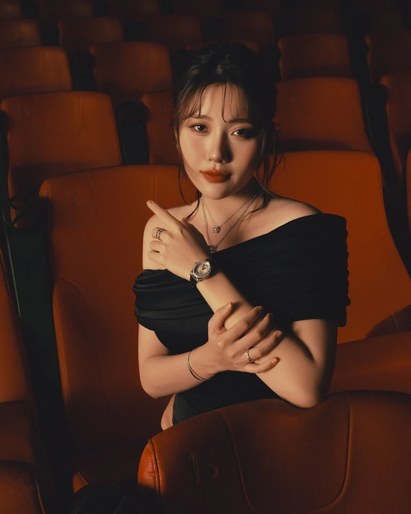 Nhiều người tìm kiếm uyển ân bao nhiêu tuổi